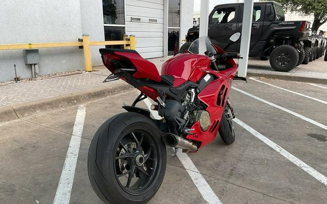 2023 Ducati Panigale V4 Ducati Red