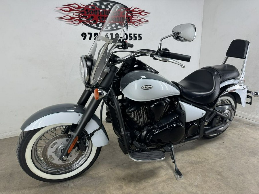 2021 Kawasaki Vulcan® 900 Classic