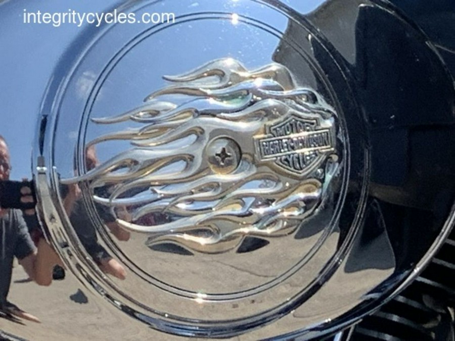 2006 Harley-Davidson® FLHTCUI - Ultra Classic® Electra Glide®