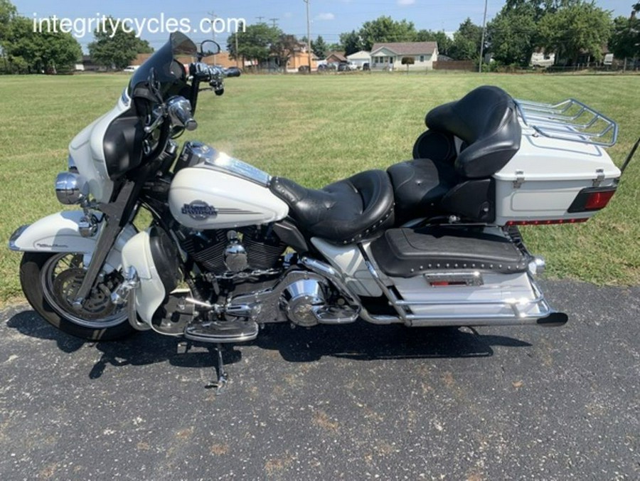 2006 Harley-Davidson® FLHTCUI - Ultra Classic® Electra Glide®