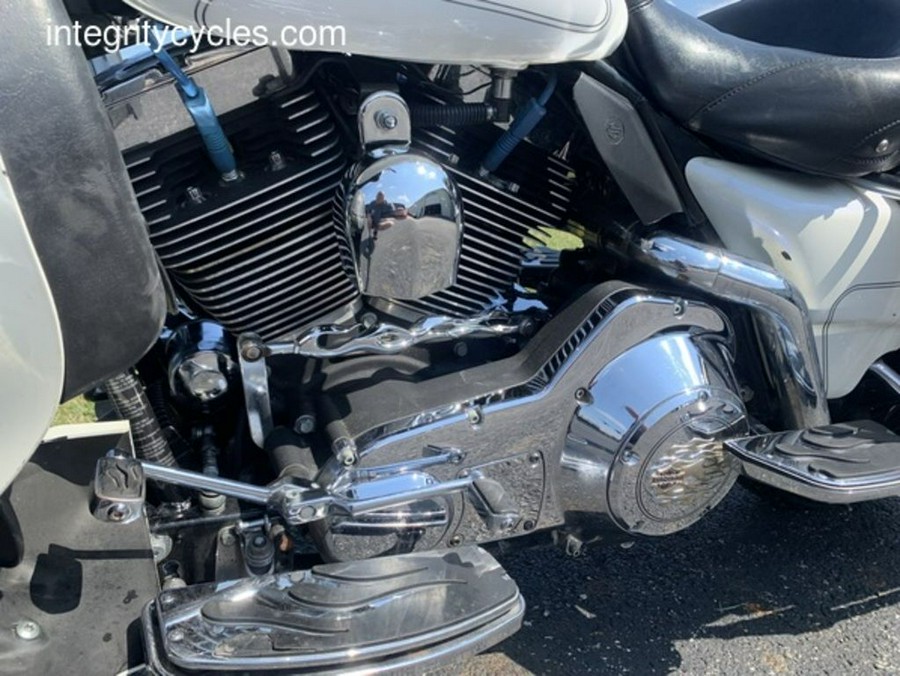 2006 Harley-Davidson® FLHTCUI - Ultra Classic® Electra Glide®