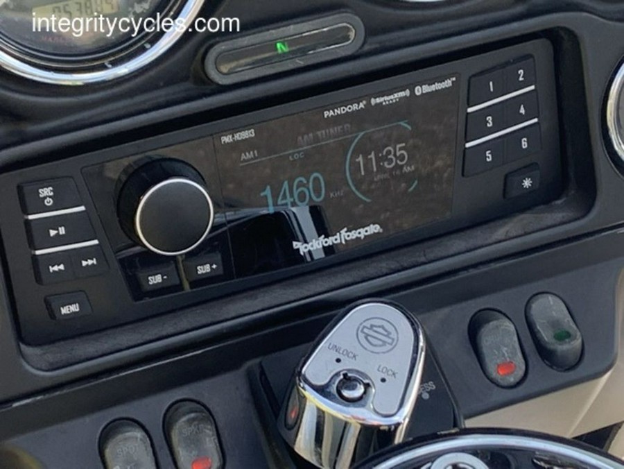 2006 Harley-Davidson® FLHTCUI - Ultra Classic® Electra Glide®