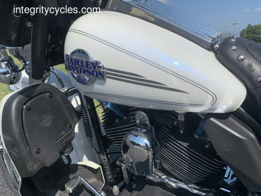 2006 Harley-Davidson® FLHTCUI - Ultra Classic® Electra Glide®