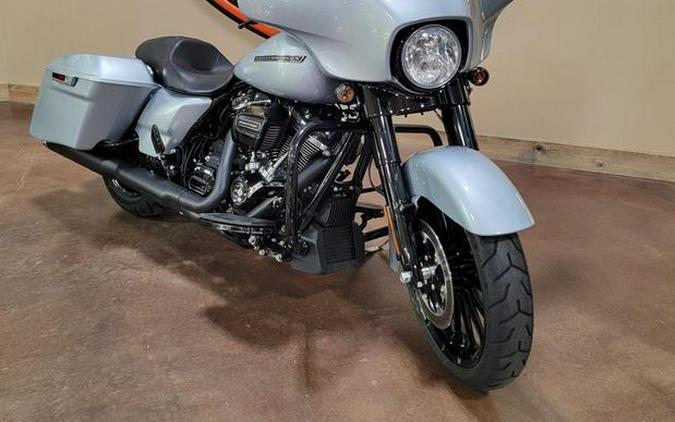 2019 Harley-Davidson® FLHXS - Street Glide® Special