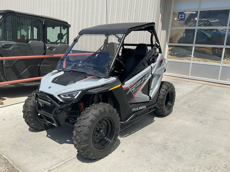 2024 Polaris RZR 200 EFI