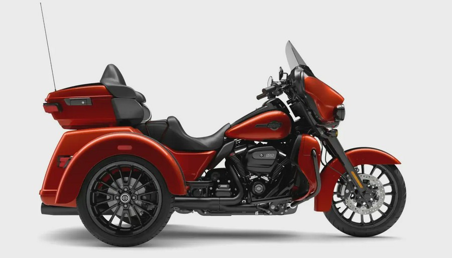 2025 Tri Glide® Ultra (FLHTCUTG)