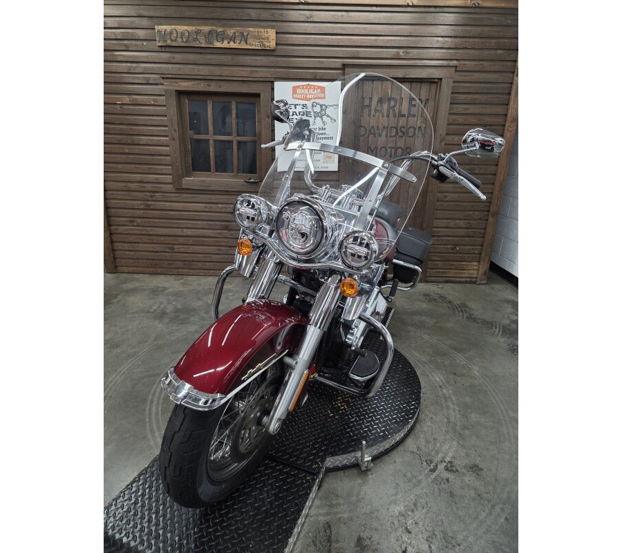 2023 Harley-Davidson® Heritage Classic HEIRLM RED FADE