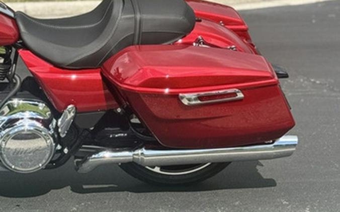 2025 Harley-Davidson FLHX - Street Glide