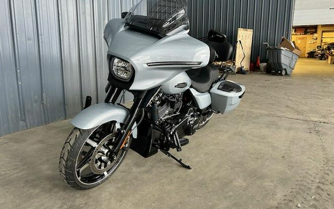 2024 Harley-Davidson® Street Glide®