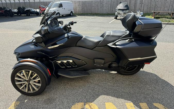 2022 Can-Am Spyder RT Sea-To-Sky