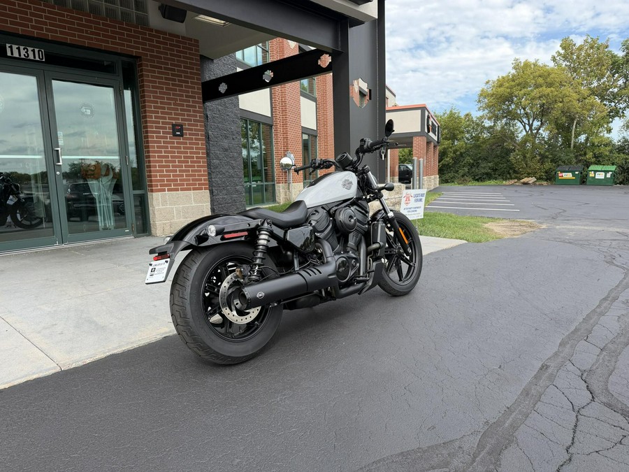 RH975 2025 Nightster