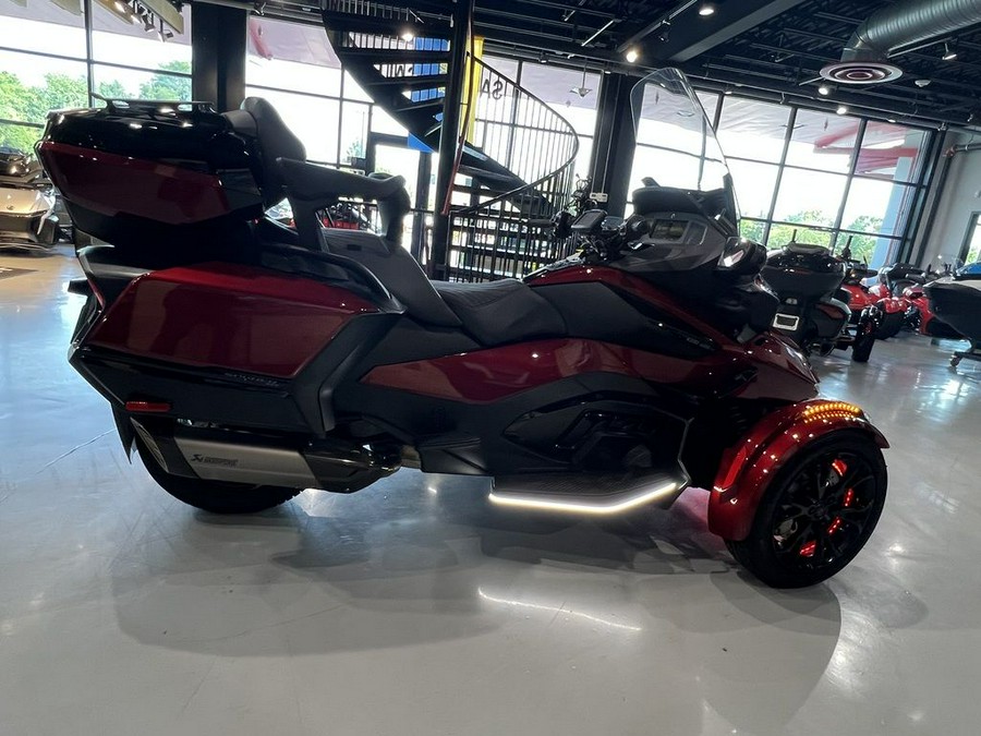 2022 Can-Am® Spyder RT Limited Dark - Deep Marsala Metallic