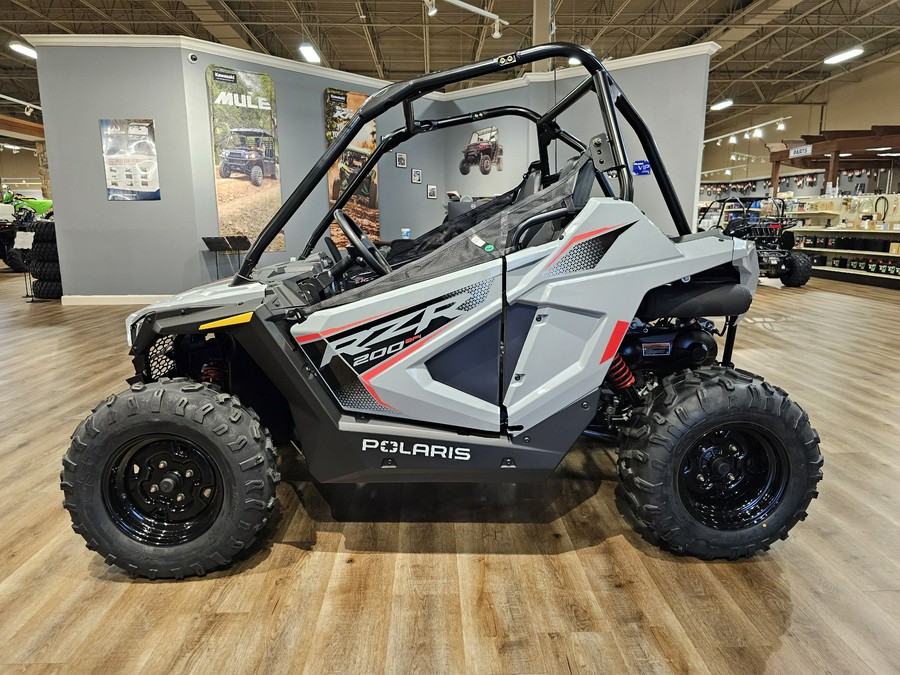 2024 Polaris RZR 200 EFI