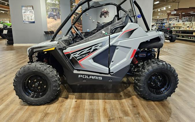 2024 Polaris RZR 200 EFI