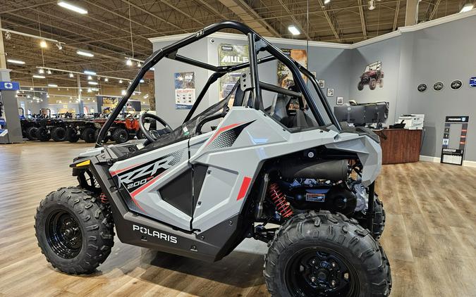 2024 Polaris RZR 200 EFI