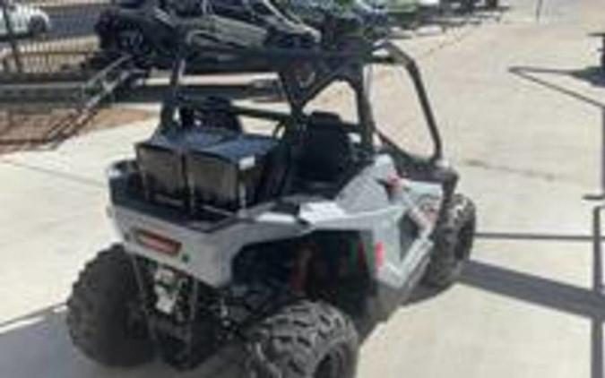 2024 Polaris RZR 200 EFI