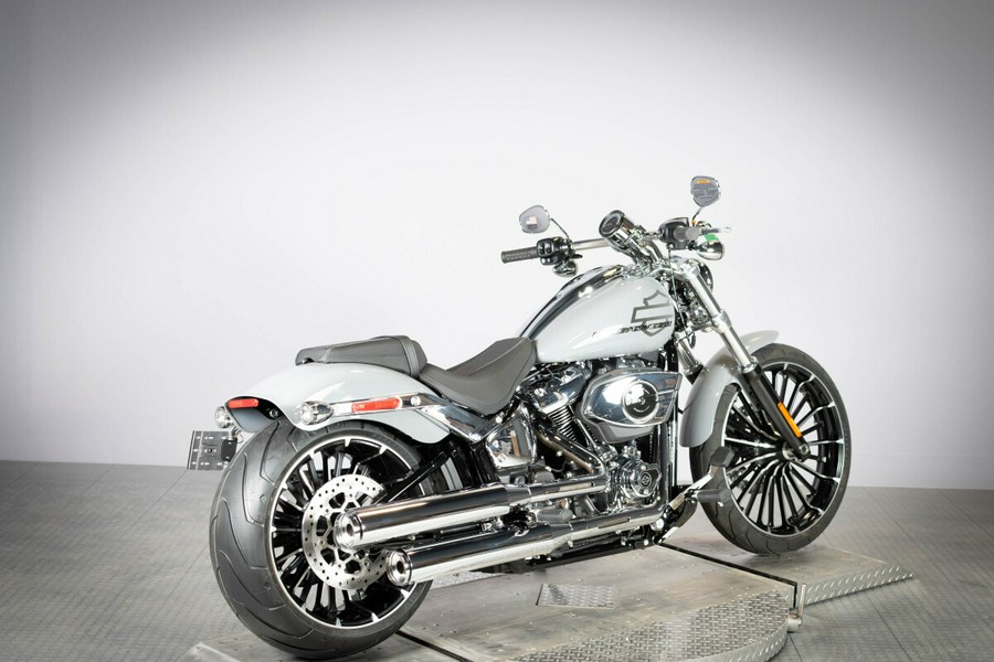2026 Harley-Davidson Breakout