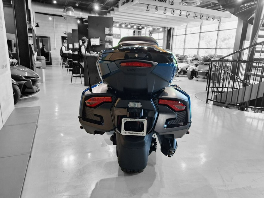 2022 Can-Am® Spyder RT Limited Dark - Petrol Metallic