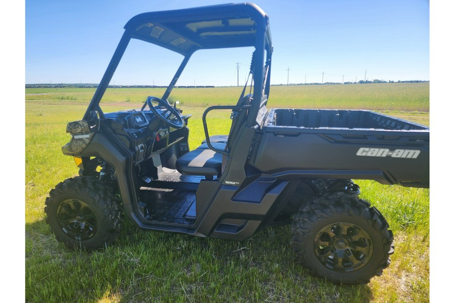 2016 Can-Am DEFENDER DPS HD10