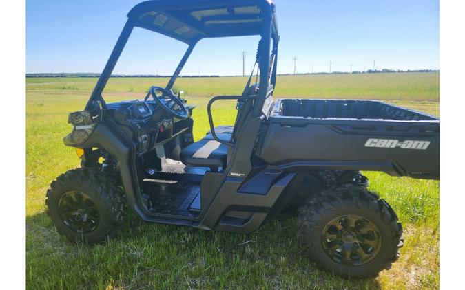 2016 Can-Am DEFENDER DPS HD10