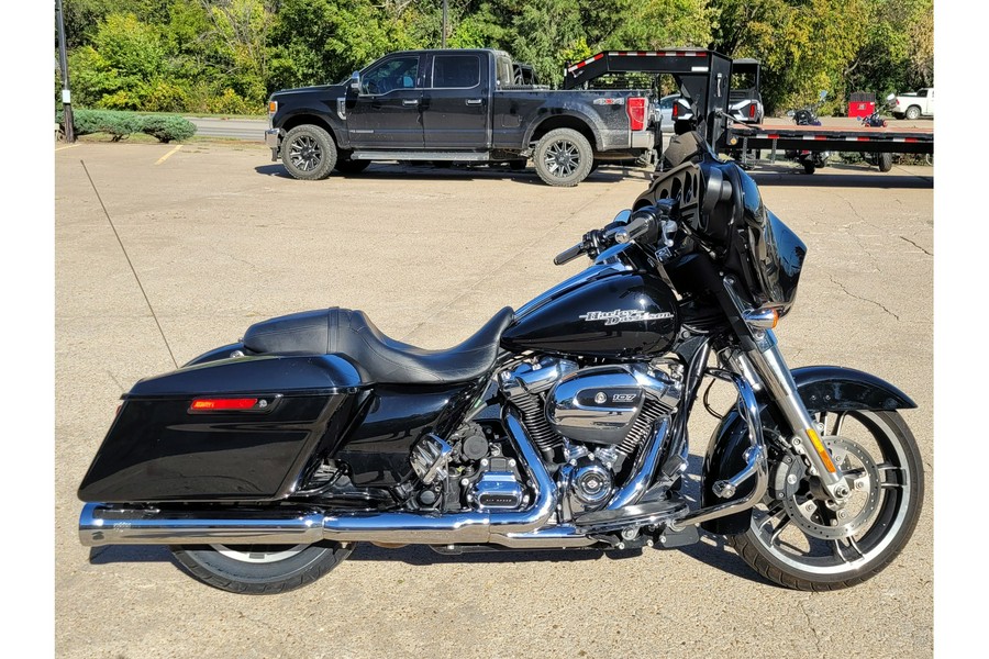 2019 Harley-Davidson® STREET GLIDE