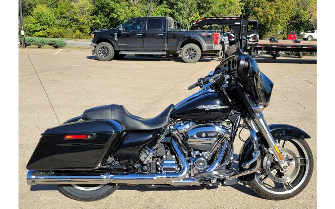 2019 Harley-Davidson® STREET GLIDE