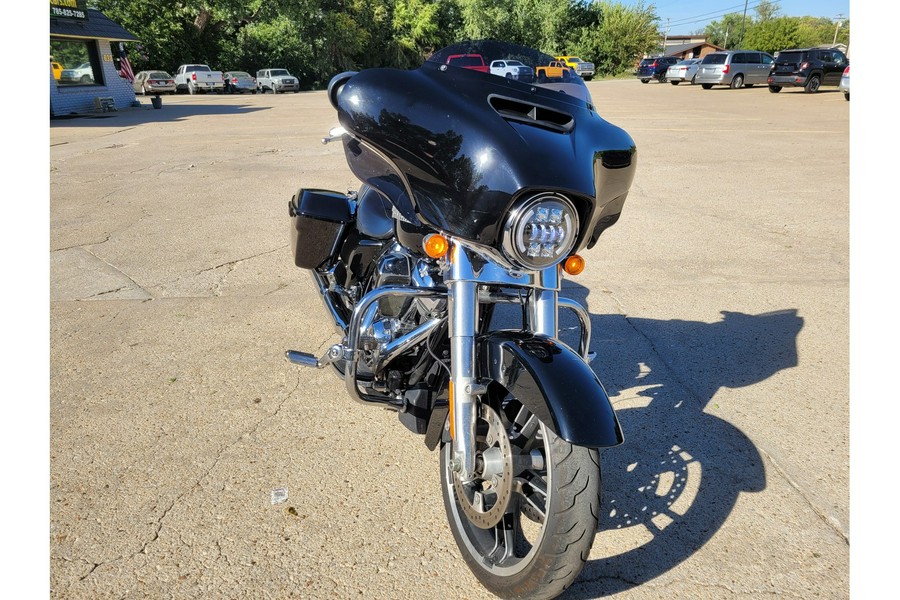 2019 Harley-Davidson® STREET GLIDE