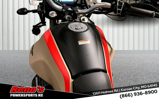 2020 Moto Guzzi V85TT