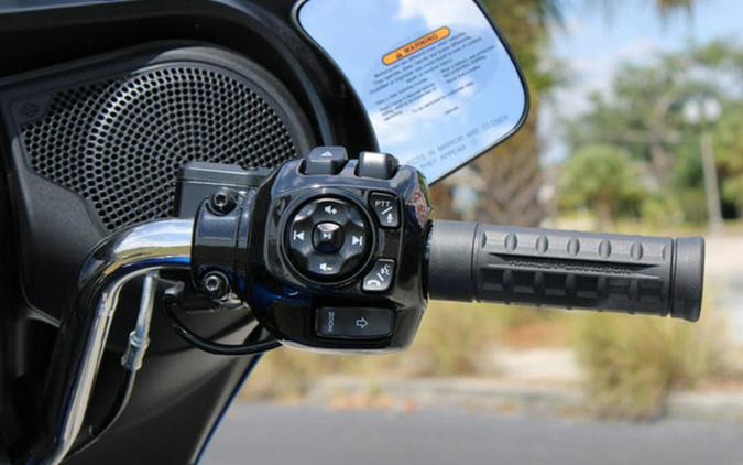 2025 Harley-Davidson FLHX - Street Glide