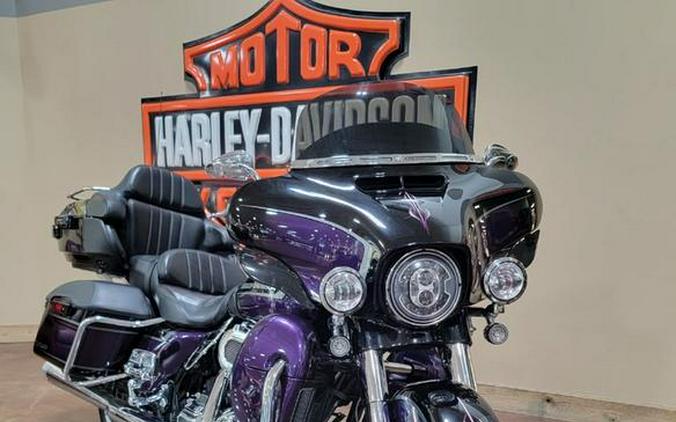 2021 Harley-Davidson® FLHTKSE - CVO™ Limited