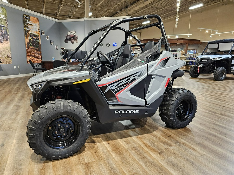 2024 Polaris RZR 200 EFI