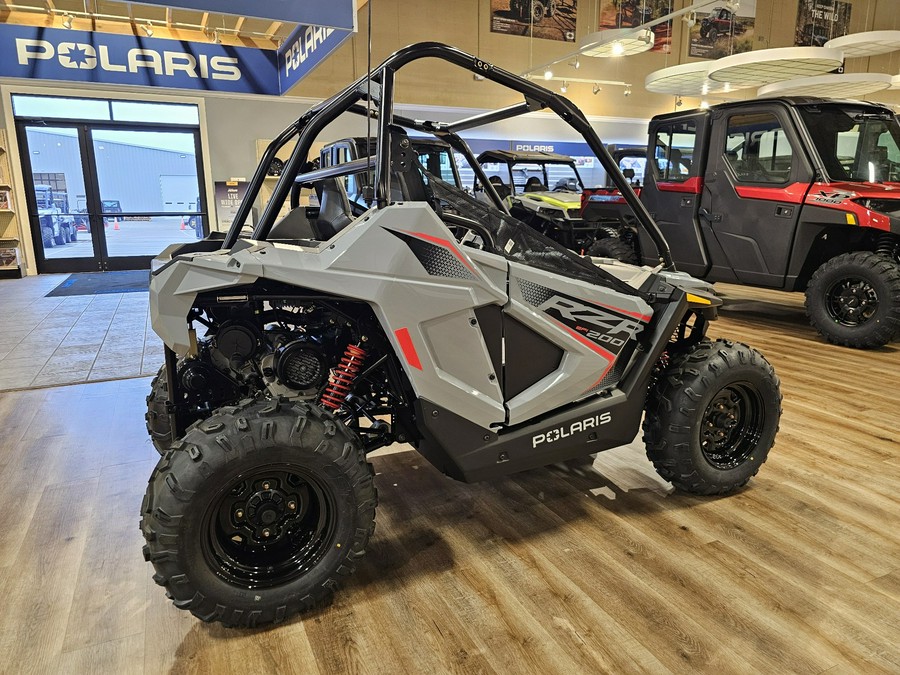 2024 Polaris RZR 200 EFI