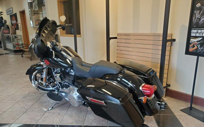 2022 Harley-Davidson Electra Glide Standard Vivid Black