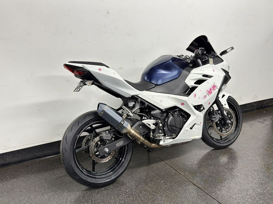 2022 Kawasaki Ninja® 400