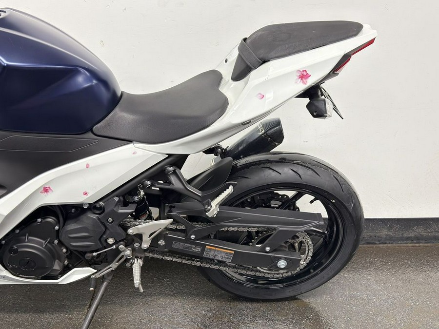 2022 Kawasaki Ninja® 400