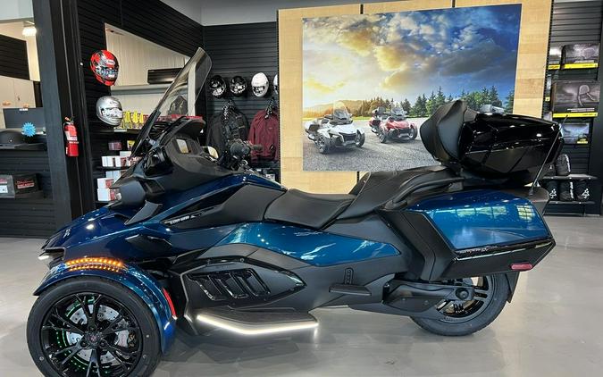 2022 Can-Am® Spyder RT - Petrol Metallic