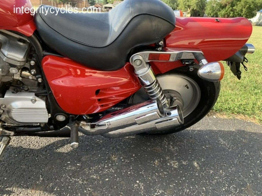 1987 HONDA VF 700 SUPERMAGNA