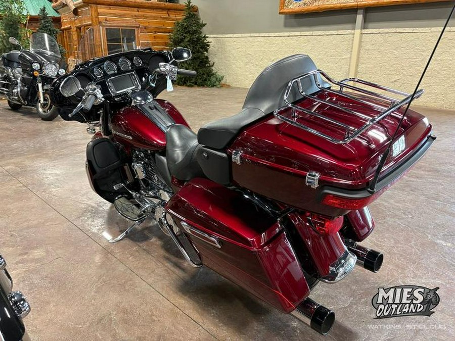 2017 Harley-Davidson® FLHTK - Ultra Limited