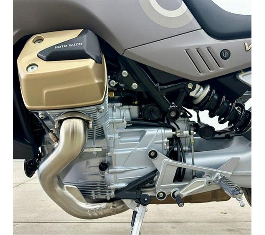 2023 Moto Guzzi V100 Mandello Aviazione Navale