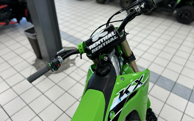 2025 Kawasaki KX™ 450