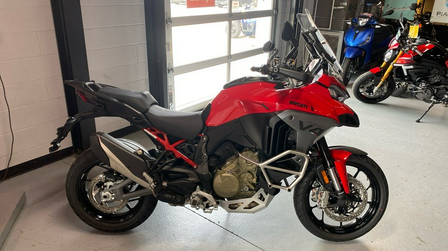 2025 Ducati Multistrada V4 [Featured Build]