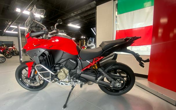 2025 Ducati Multistrada V4 [Featured Build]