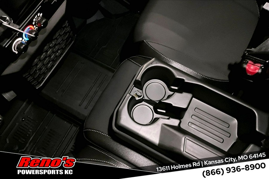 2026 Can-Am Defender MAX Limited HD11