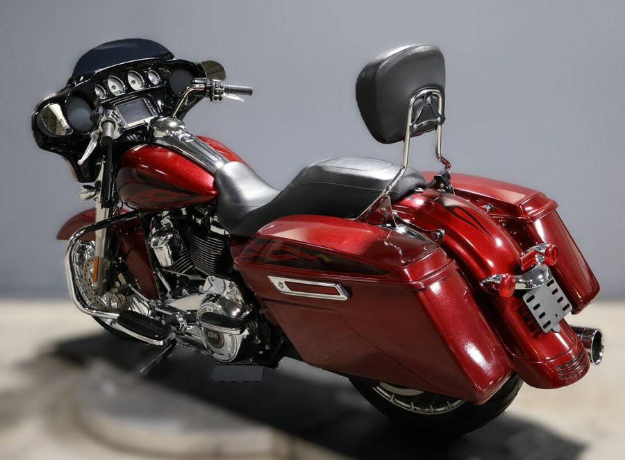 2017 Harley-Davidson Street Glide Special