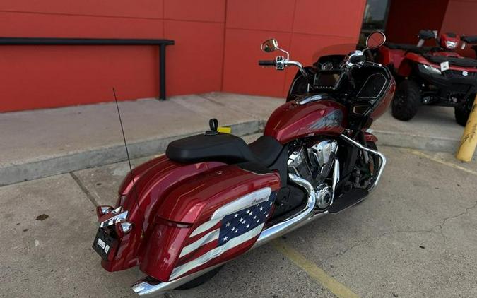 2024 Indian Motorcycle® Challenger® Limited with PowerBand Audio Package Sunset Red Metallic