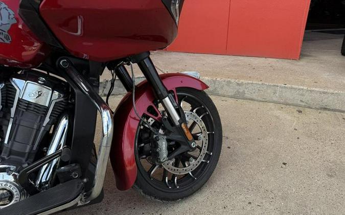 2024 Indian Motorcycle® Challenger® Limited with PowerBand Audio Package Sunset Red Metallic