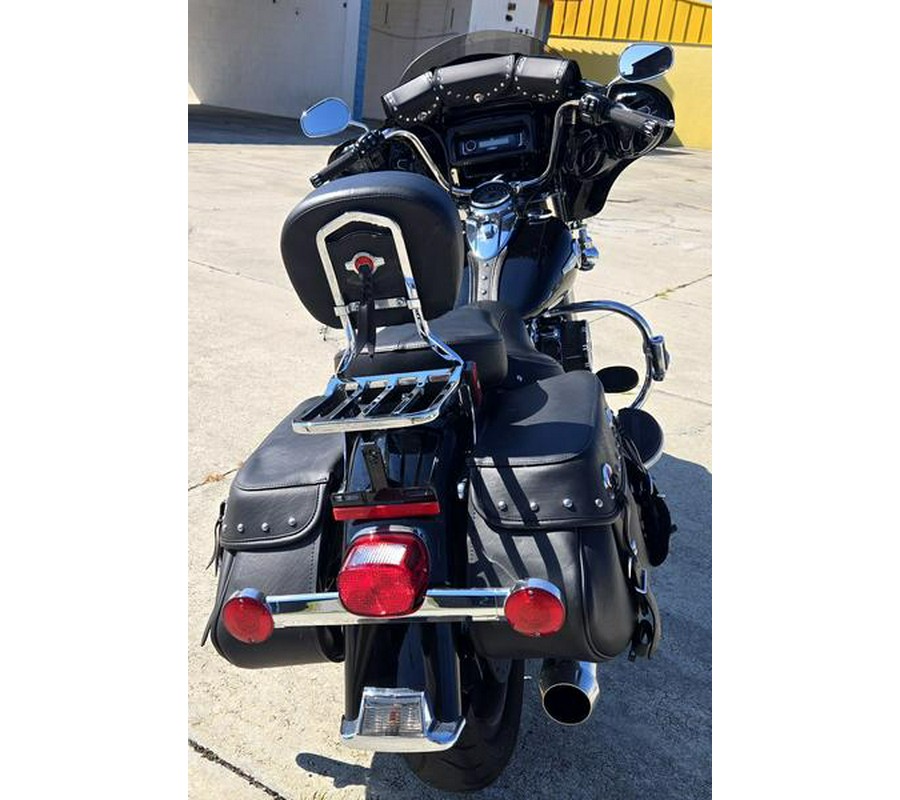 2016 Harley-Davidson® FLSTC - Heritage Softail® Classic