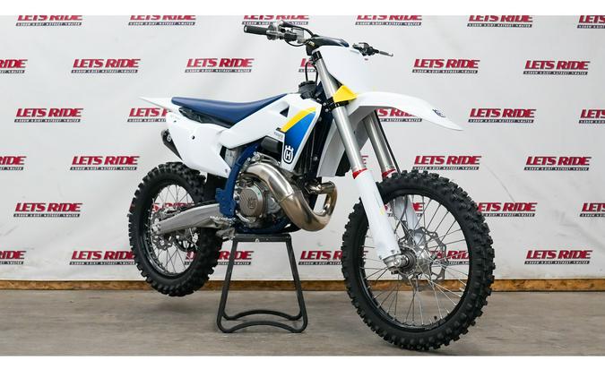 2025 Husqvarna Motorcycles TC 300