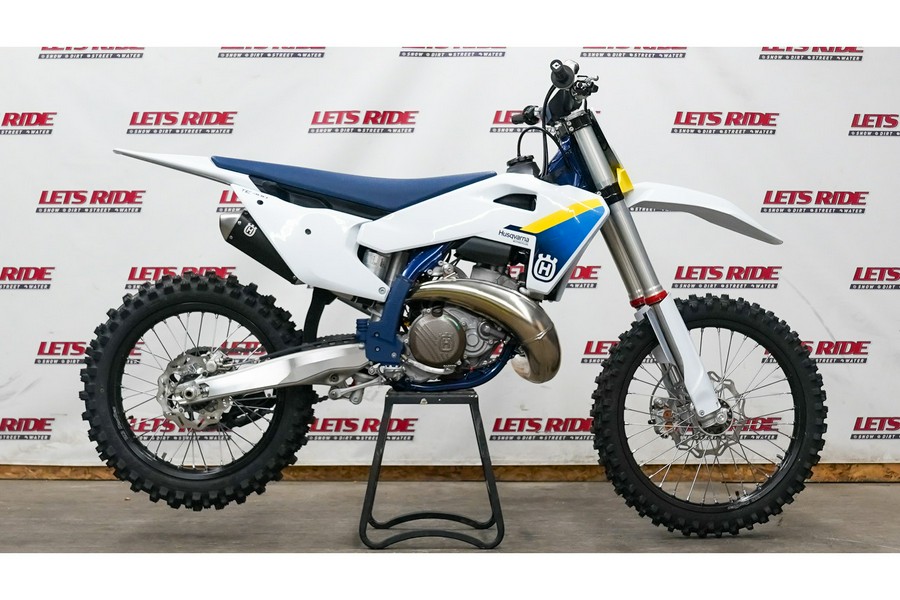 2025 Husqvarna Motorcycles TC 300