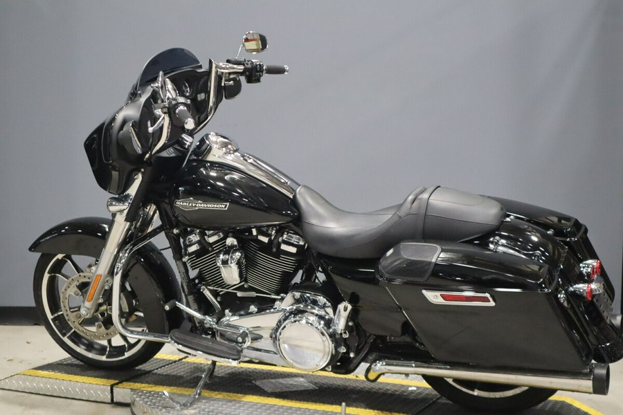 2022 Harley-Davidson Street Glide